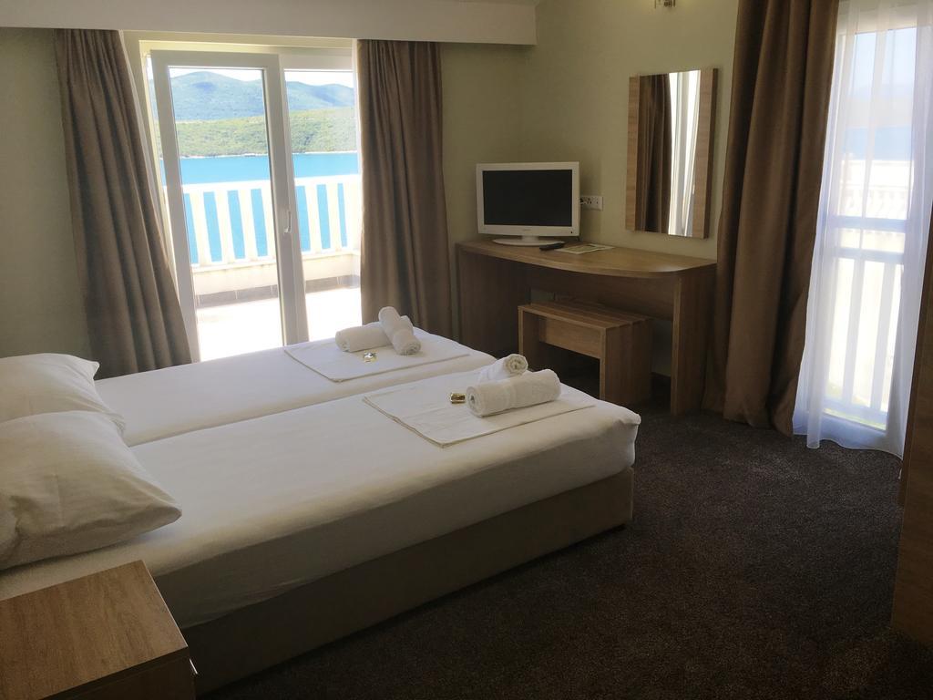 Apartments Dalmatinka Неум Екстериор снимка